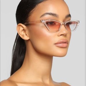 Fashion nova pink shades